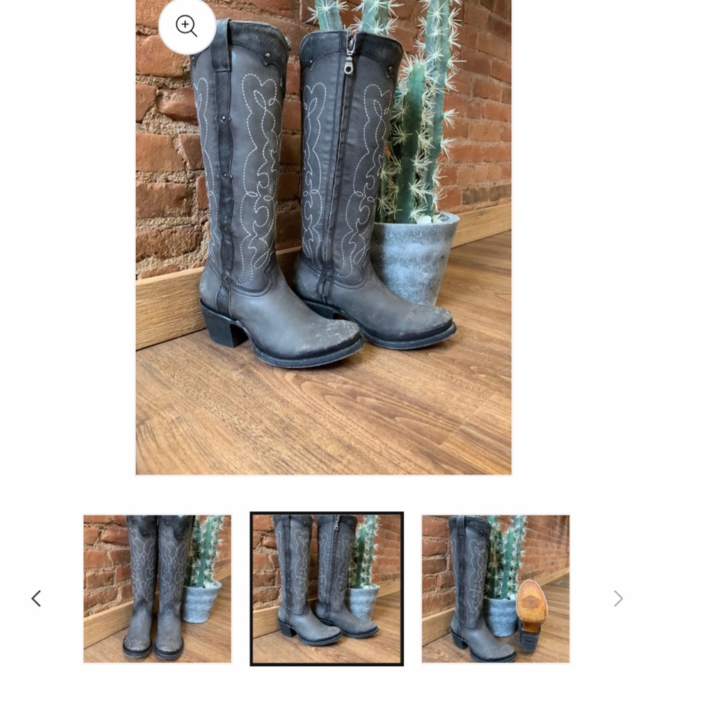 ISO Corral Women’s Distressed Black Cowboy Boots Size 6.5